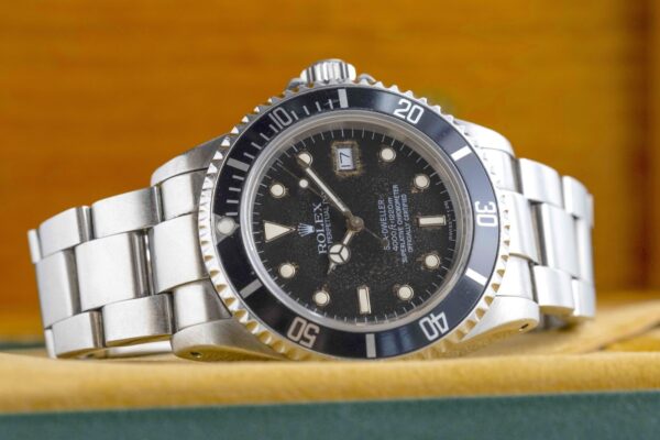 1988 Rolex Sea-Dweller - 16660