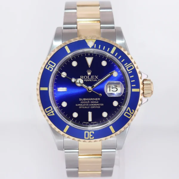 MINT 2004 Rolex Submariner 16613 Steel Two Tone Gold Buckle Sunburst Blue Watch