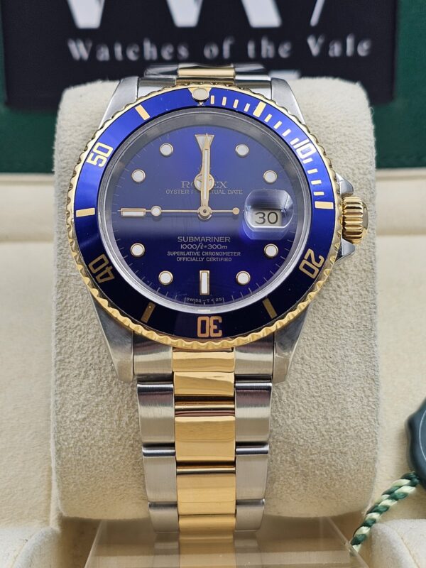 Rolex Submariner 16613 Automatic 40mm Steel Gold Blue Dial